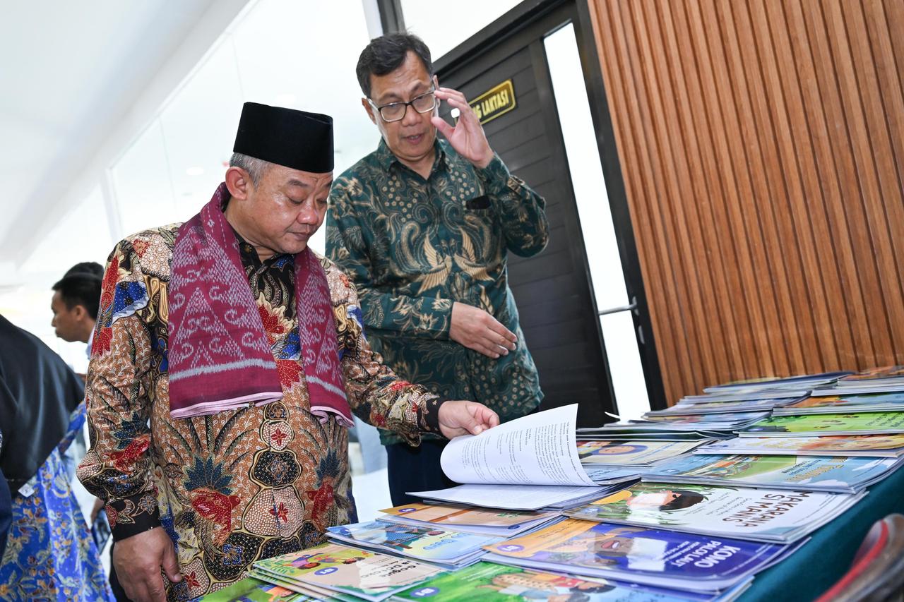 menteri1.jpg