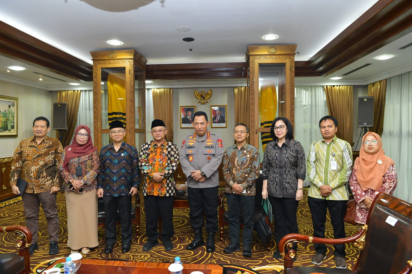 Mendikdasmen Bertemu Kapolri, Bahas Upaya Wujudkan Satuan Pendidikan Aman, Nyaman, dan RAMAH