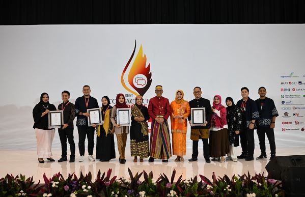 ULT Kemendikbudristek Kembali Raih Penghargaan pada Ajang The Best Contact Center Indonesia 2024